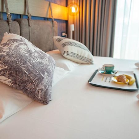 Glocal Torbole Hotel Torbole Sul Garda Eksteriør billede