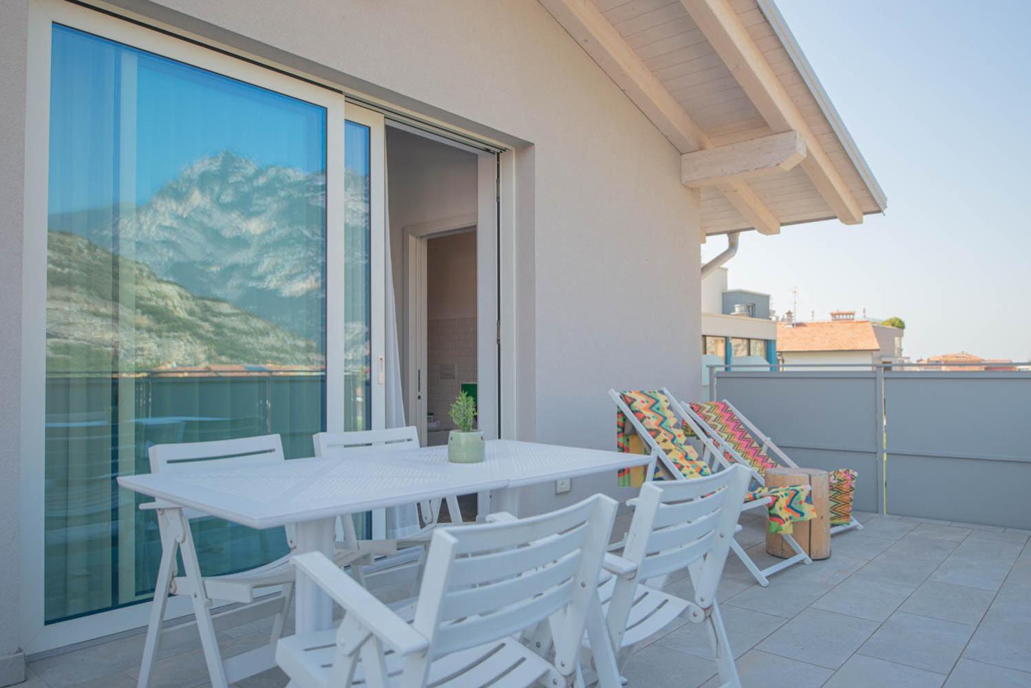 Glocal Torbole Hotel Torbole Sul Garda Eksteriør billede