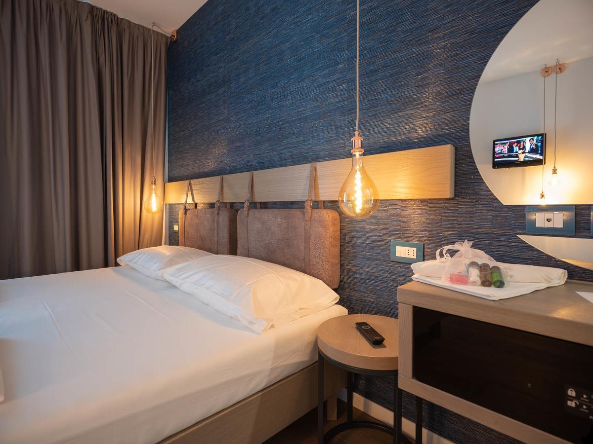 Glocal Torbole Hotel Torbole Sul Garda Eksteriør billede